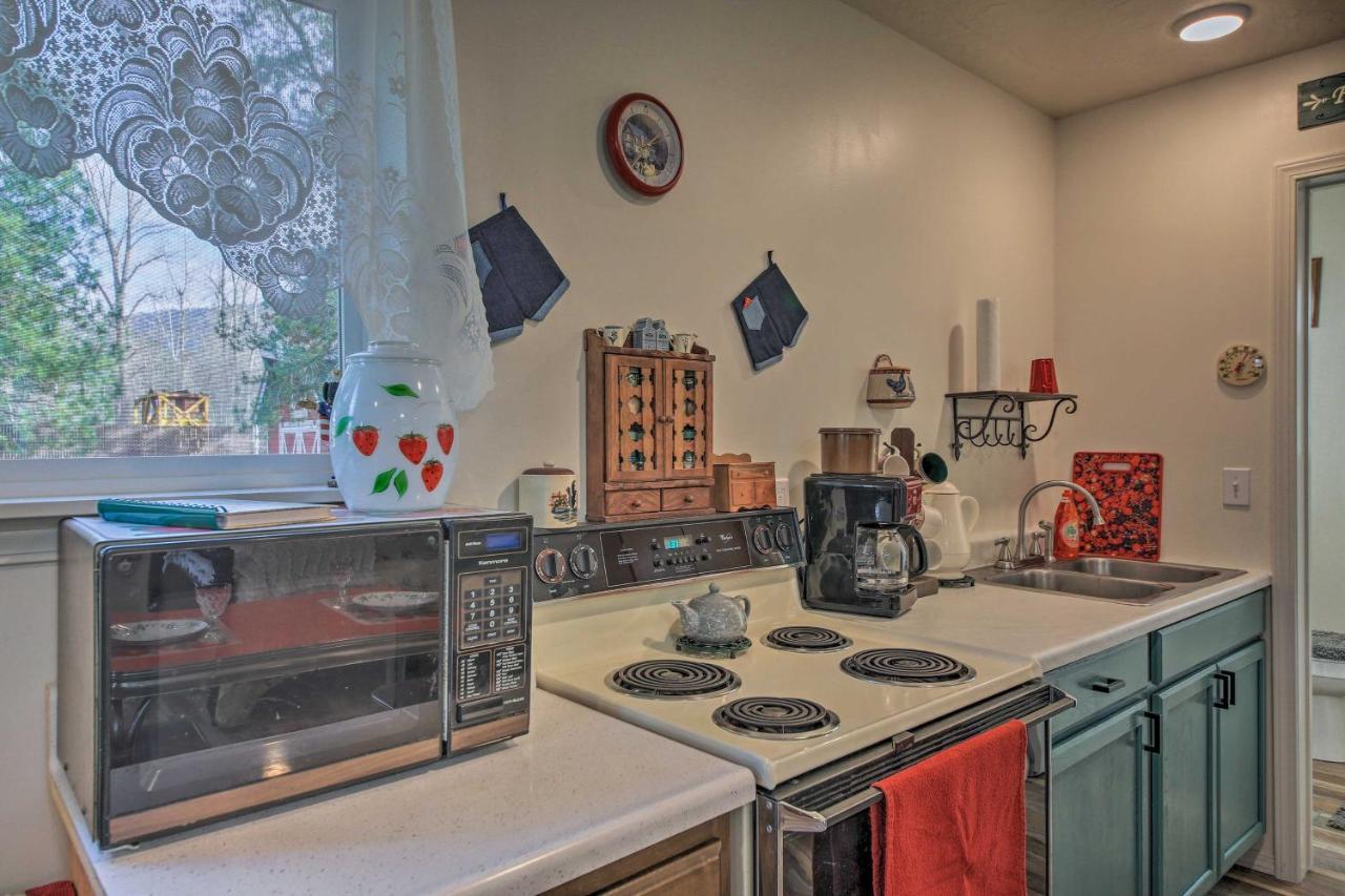 Pet-Friendly Libby Cottage With Mountain Views! Exteriör bild